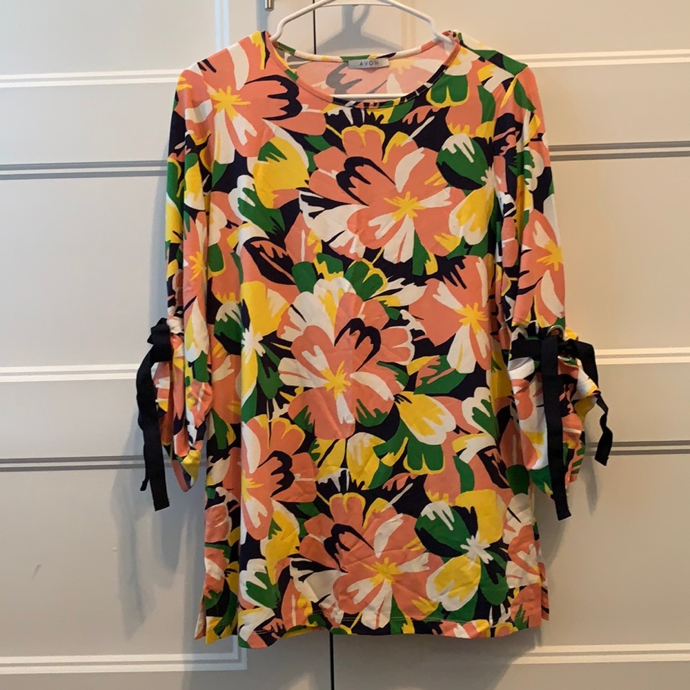 Beautiful New multicolor blouse 💕